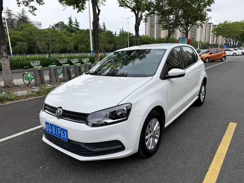 Volkswagen Polo 2016