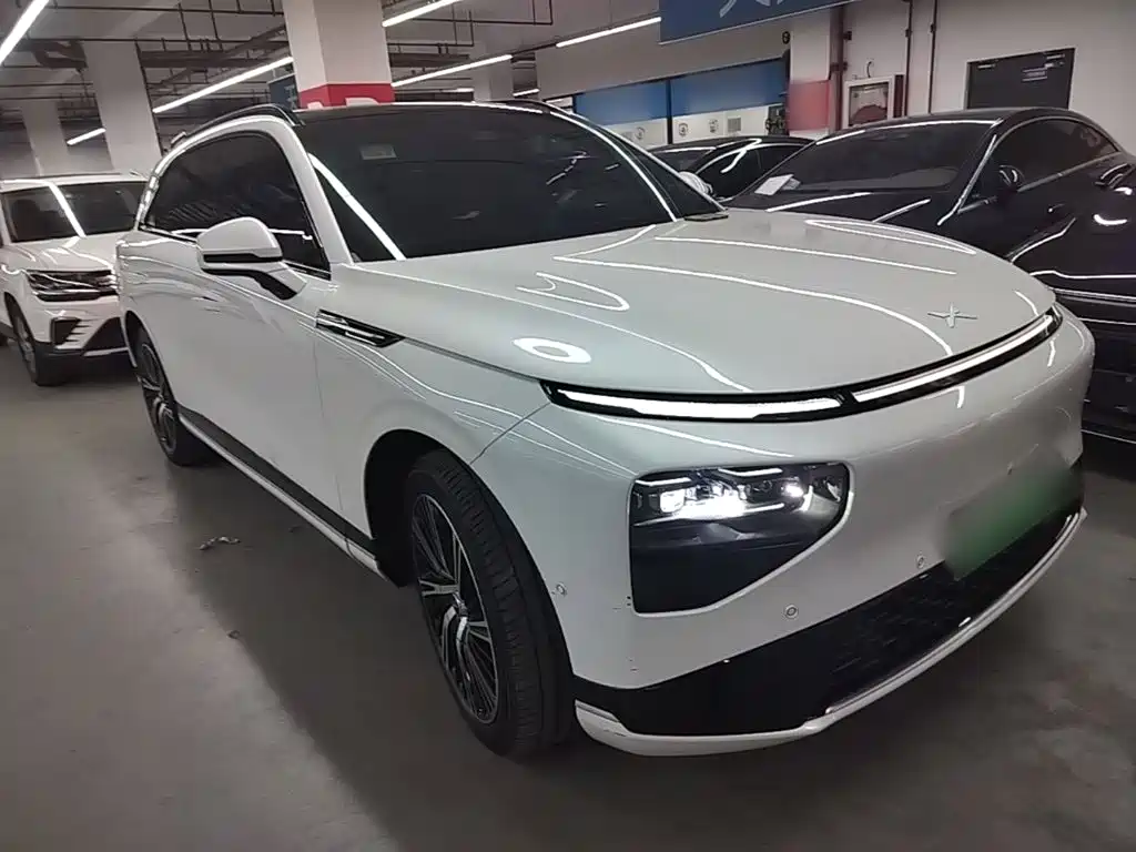 XPeng G9 — миниатюра 4