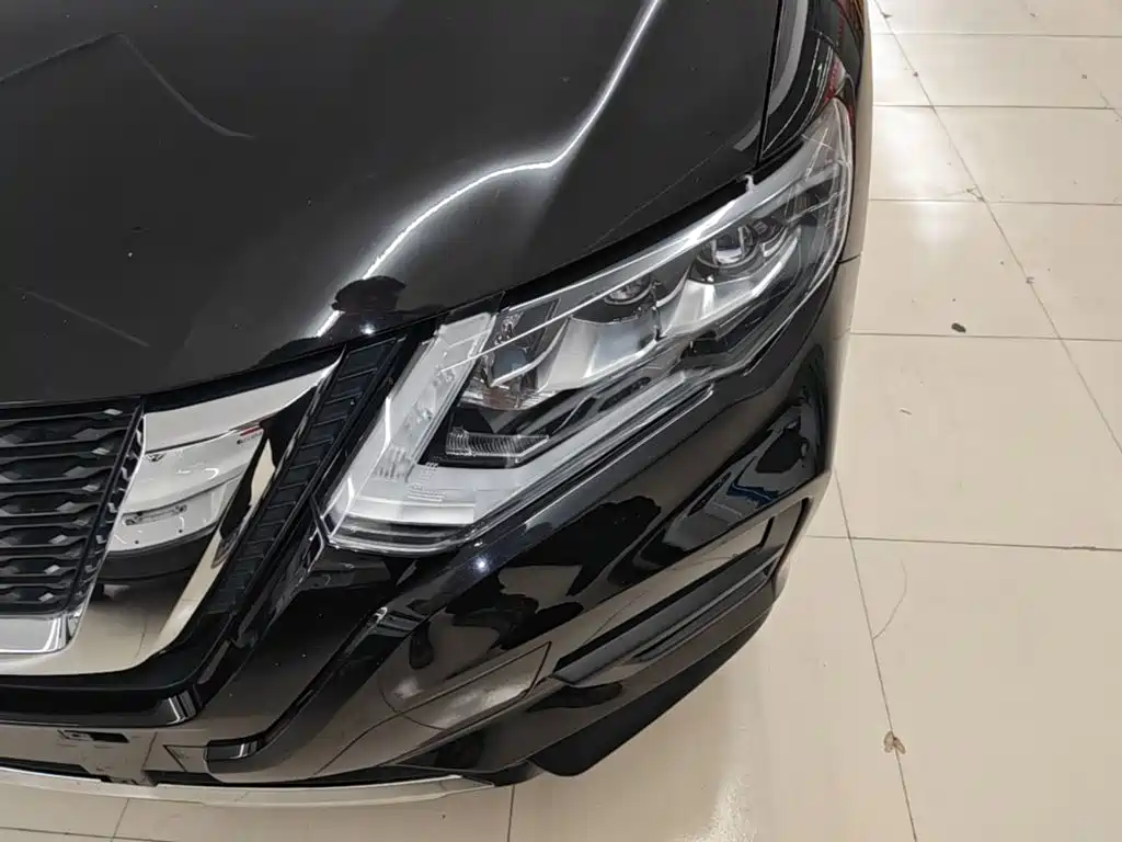 Nissan X-Trail — миниатюра 24