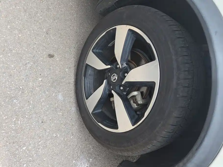 Nissan Qashqai — миниатюра 6
