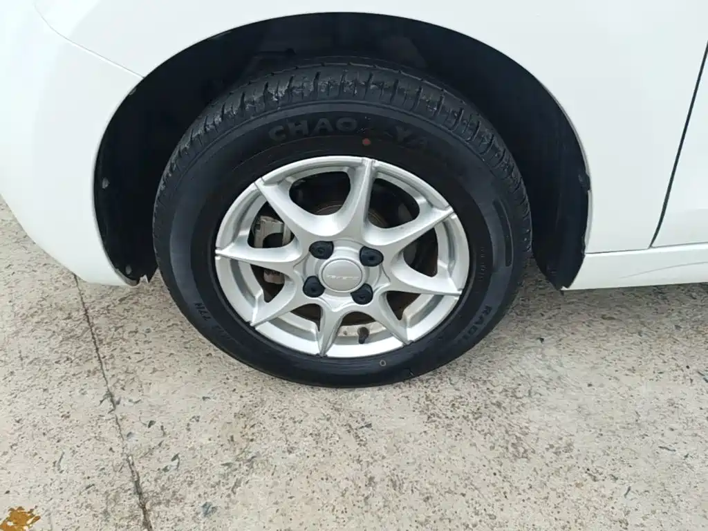 Roewe Clever — миниатюра 23