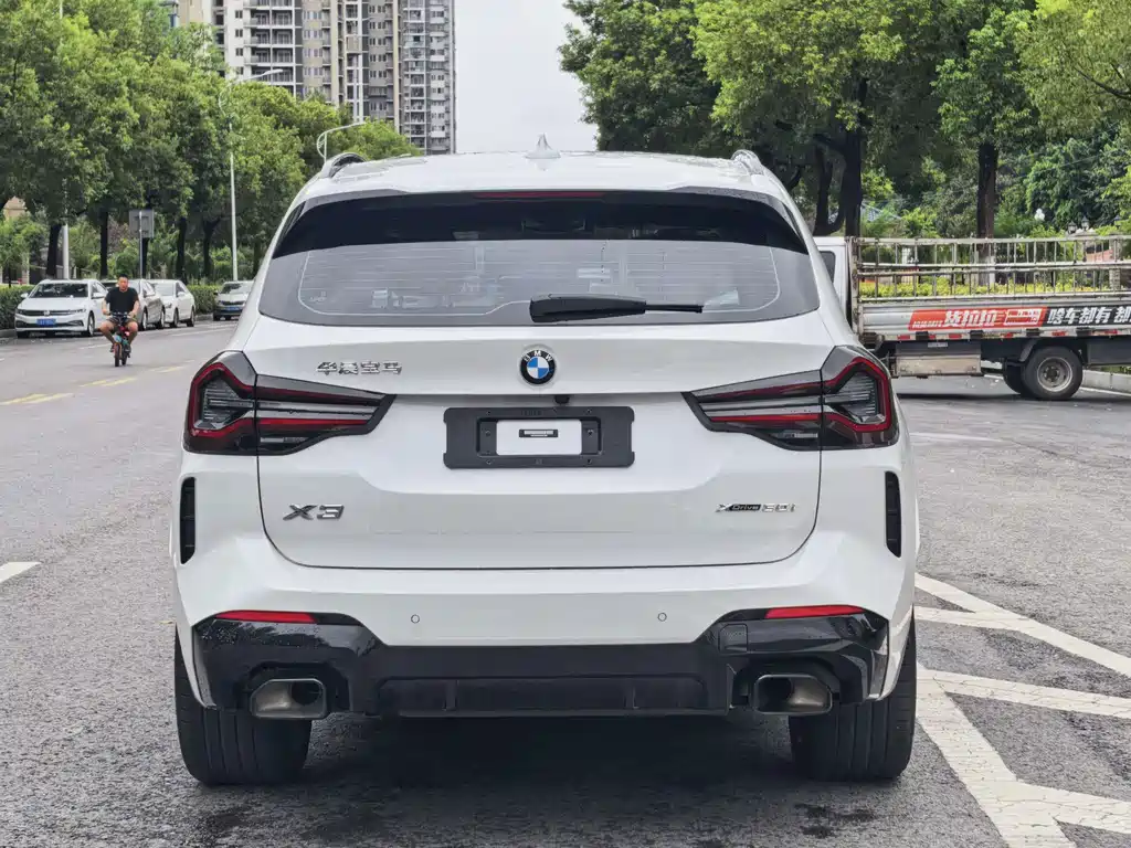 BMW X3 — миниатюра 15