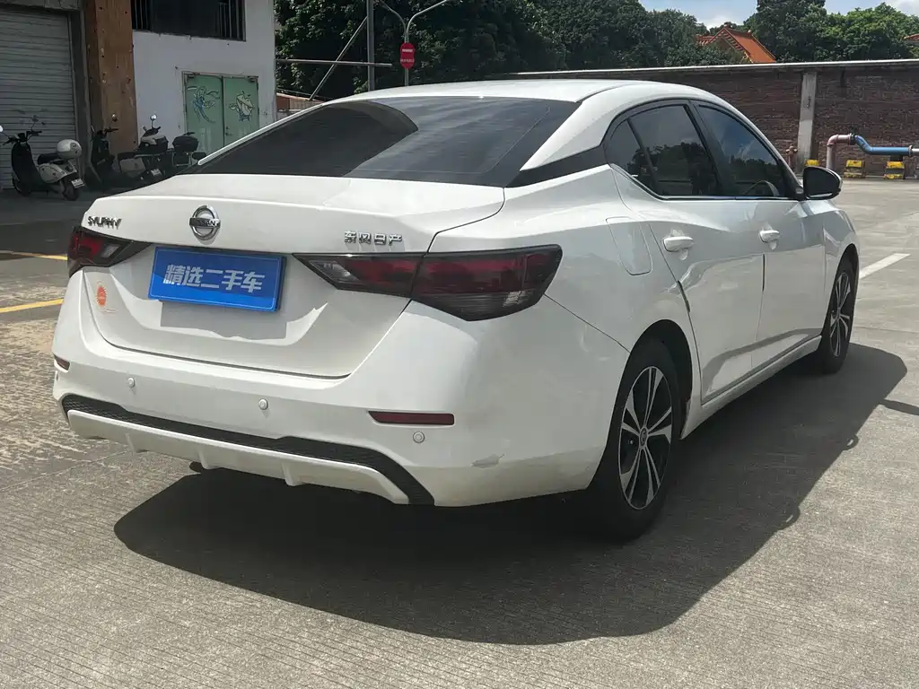 Nissan Sylphy — миниатюра 7