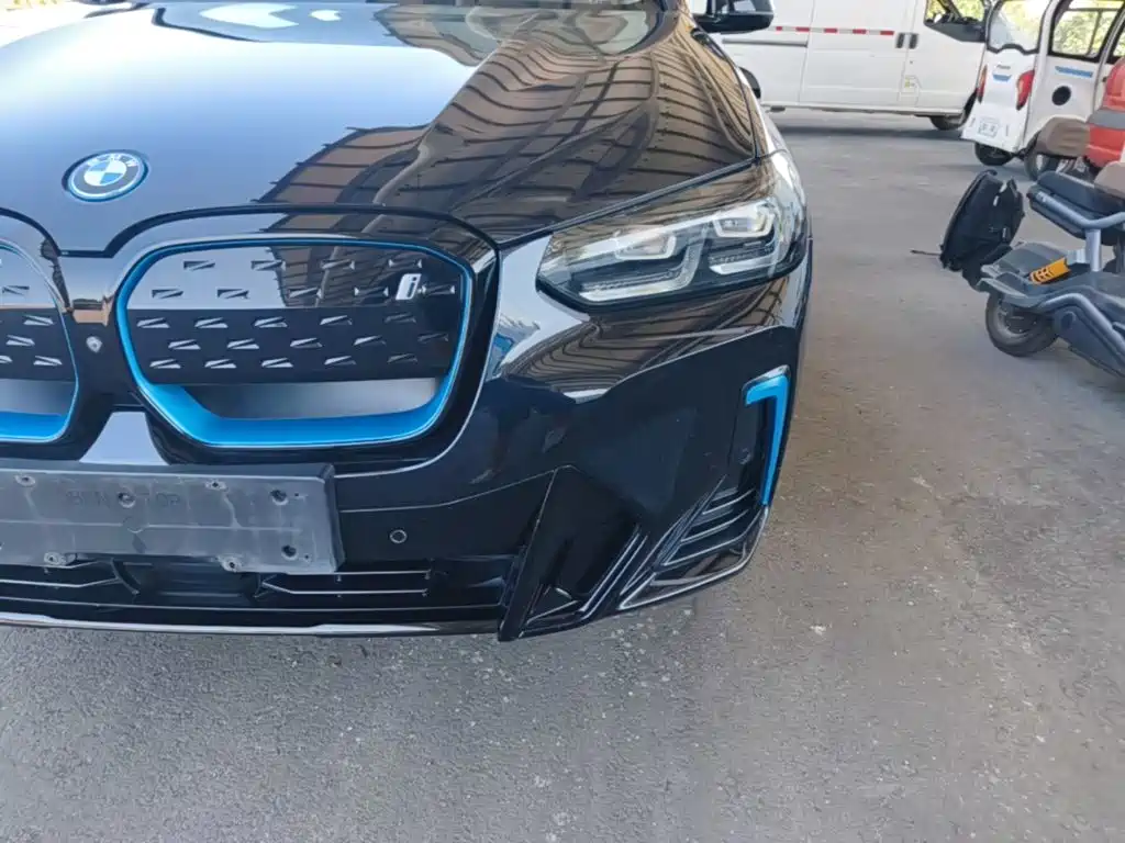 BMW iX3 — миниатюра 24