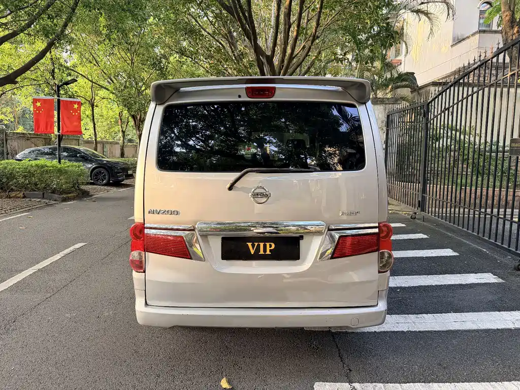 Nissan NV200 — миниатюра 3