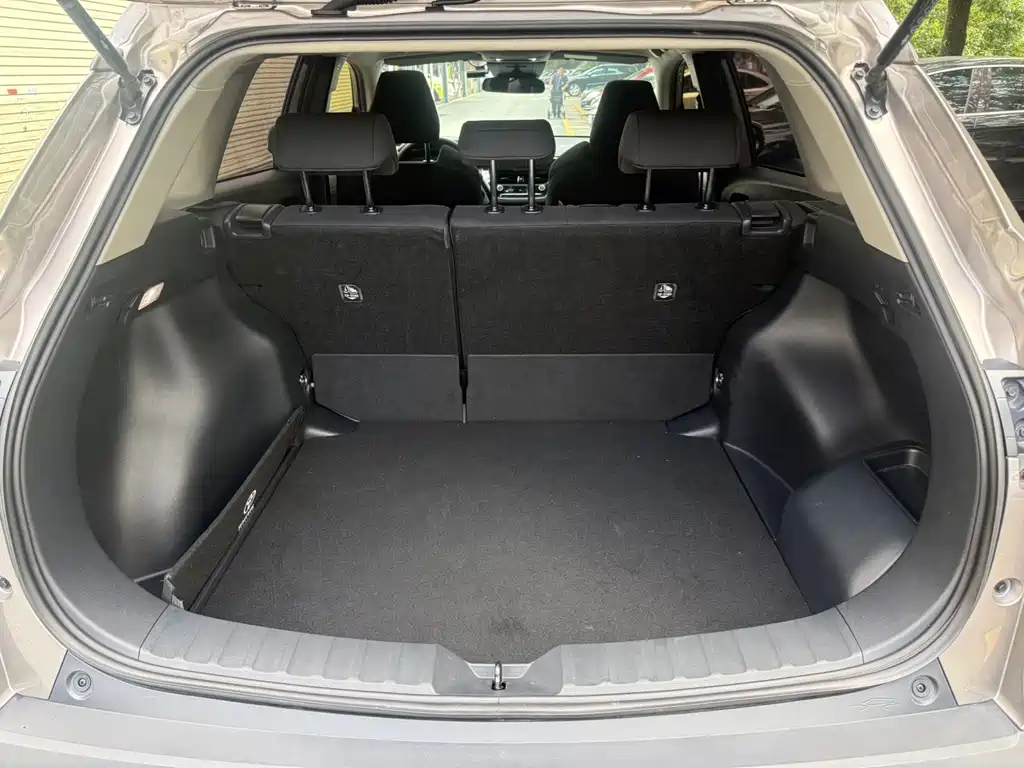 Toyota Frontlander — миниатюра 12