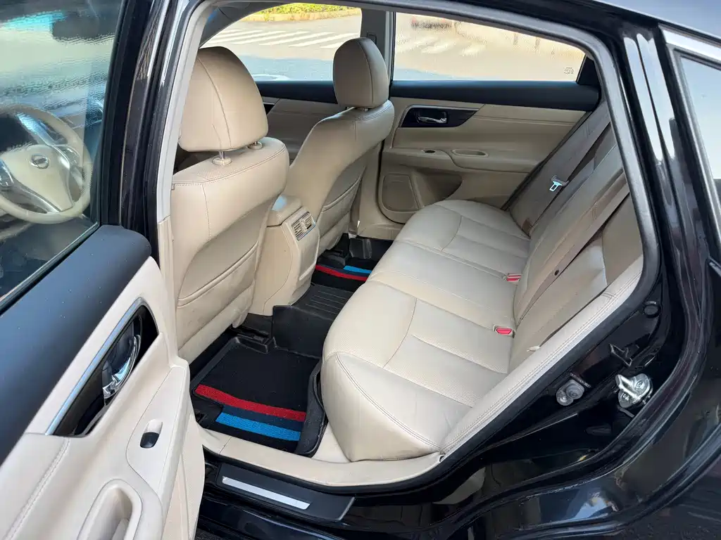 Nissan Teana — миниатюра 6
