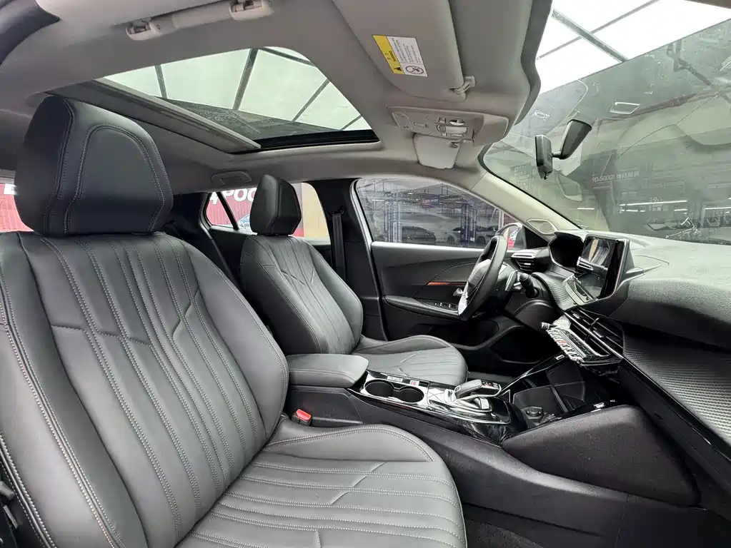 Peugeot 2008 — миниатюра 18