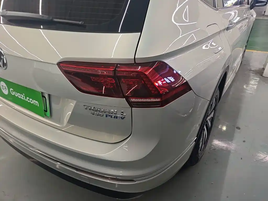Volkswagen Tiguan L PHEV — миниатюра 24