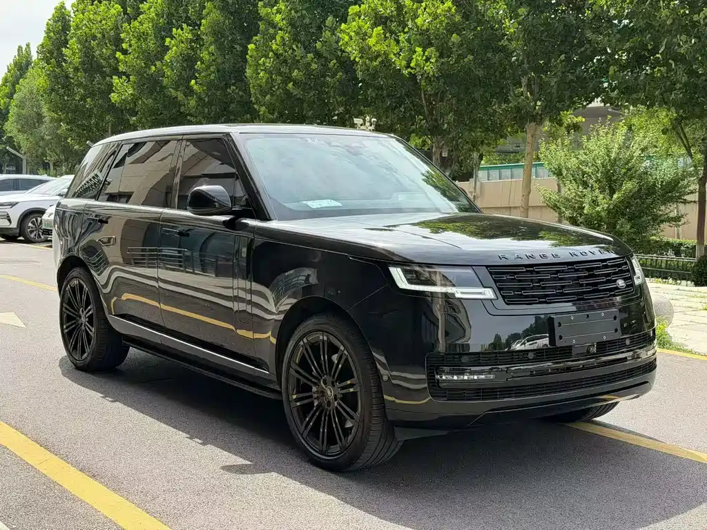 Land Rover Range Rover 2023 3.0 L6 400PS мест Long Wheelbase