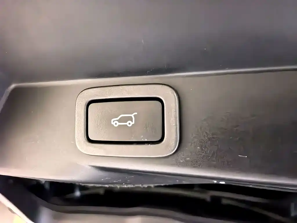 Land Rover Sport — миниатюра 18