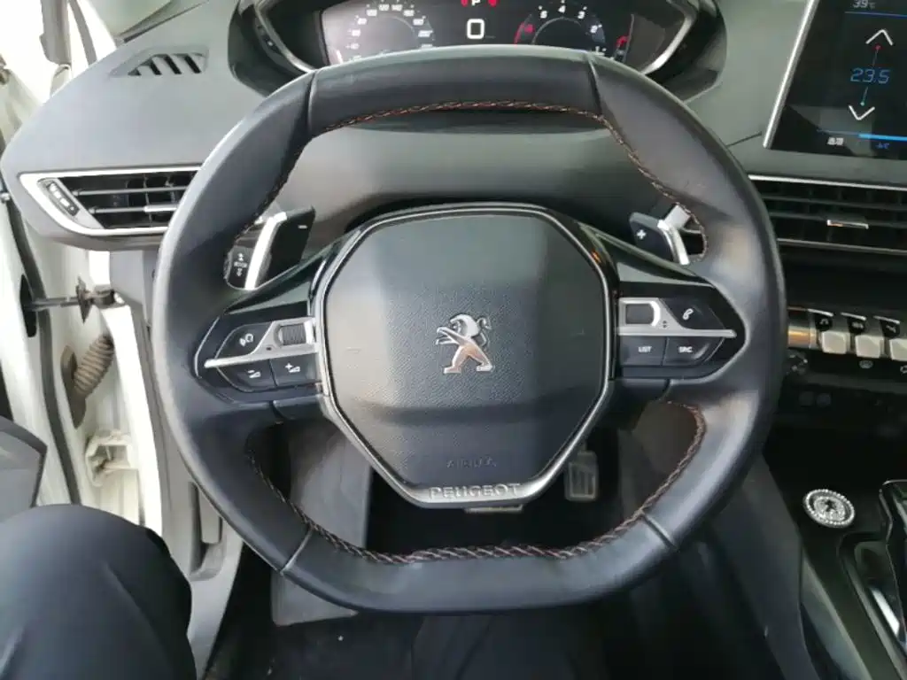 Peugeot 4008 — миниатюра 11