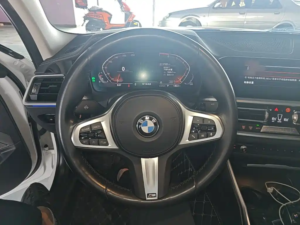 BMW 3 Series — миниатюра 11