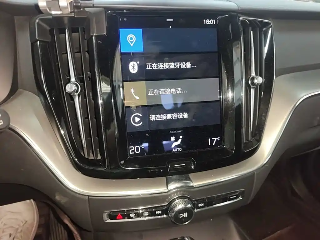 Volvo XC60 — миниатюра 13