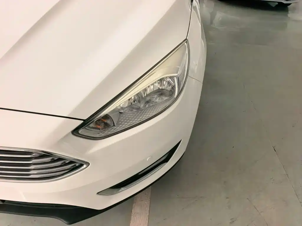 Ford Focus — миниатюра 24