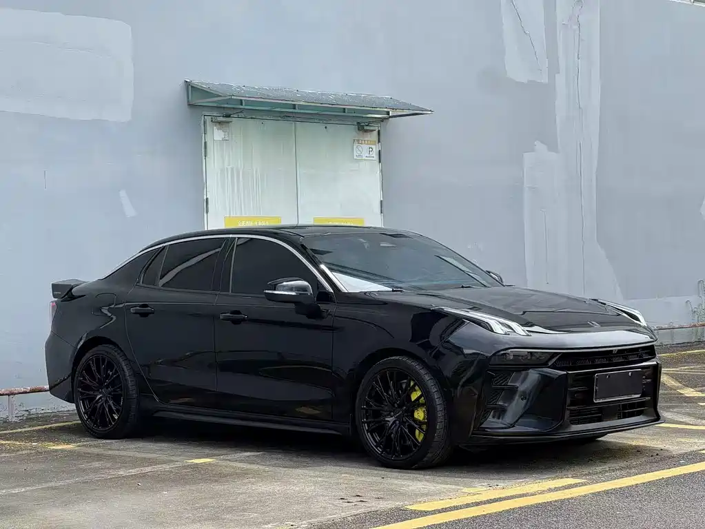 Lynk & Co 03 — миниатюра 3