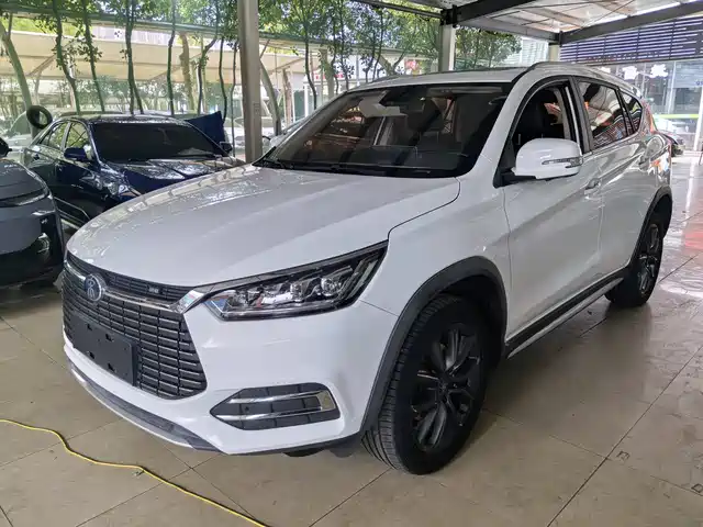 BYD 宋新能源