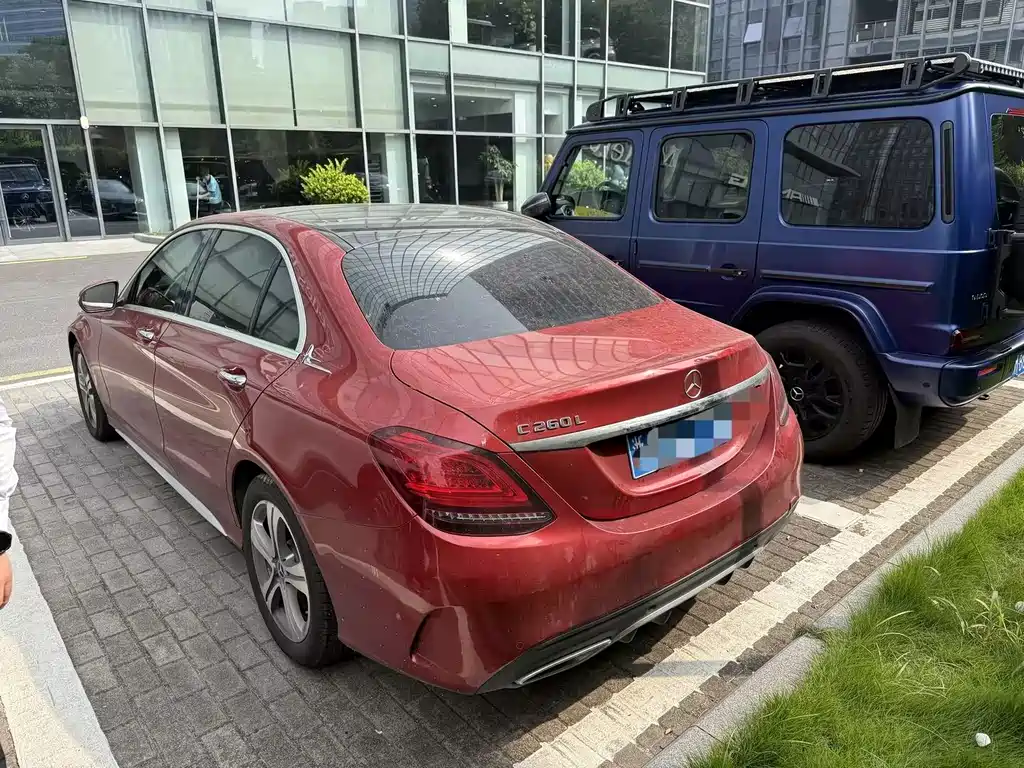 Mercedes-Benz C-Class — миниатюра 7