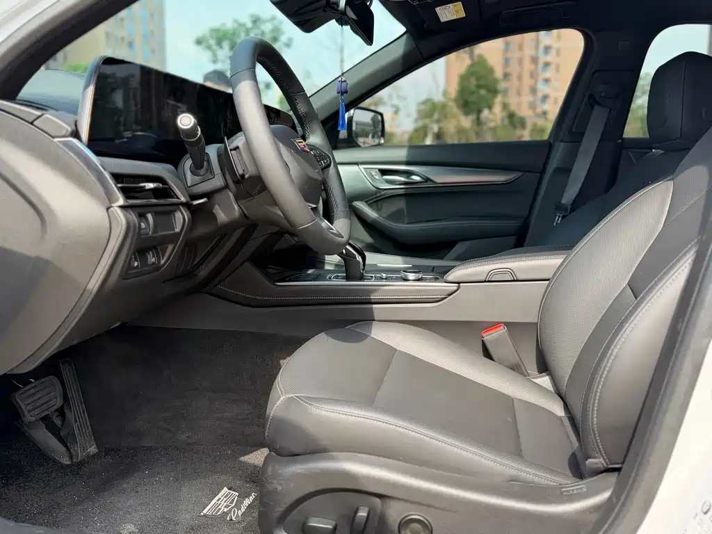 Cadillac CT5 2025 28T Sport