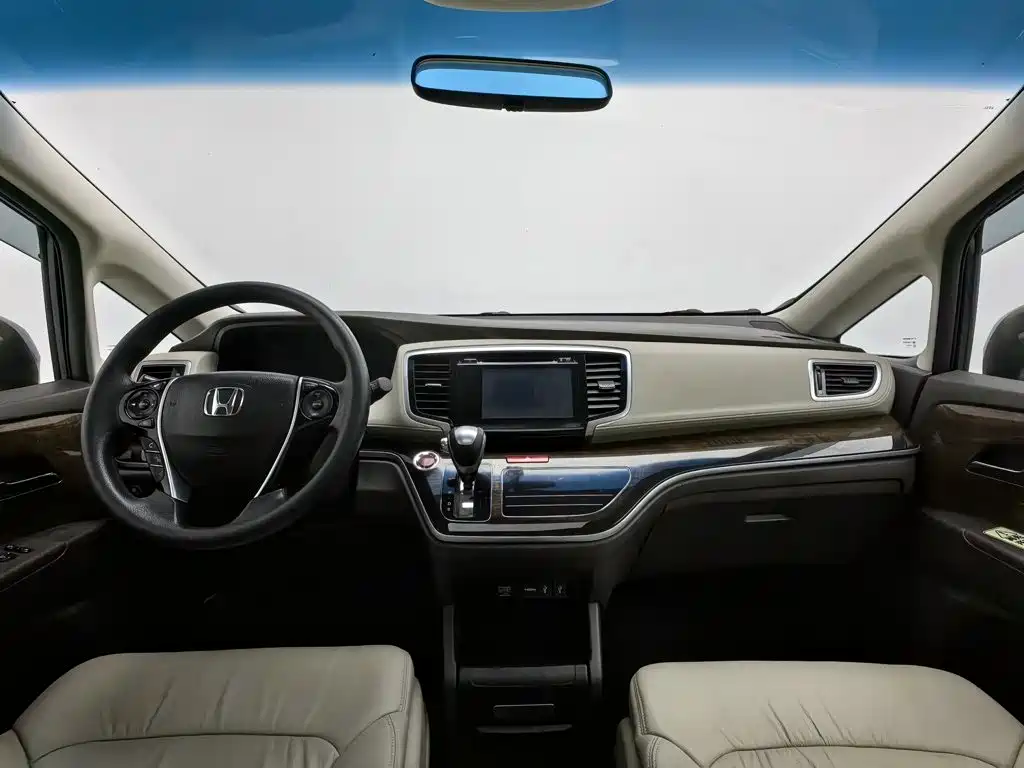 Honda Odyssey — миниатюра 5