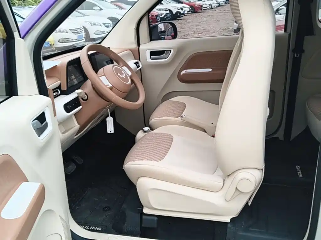 Wuling MINIEV — миниатюра 15