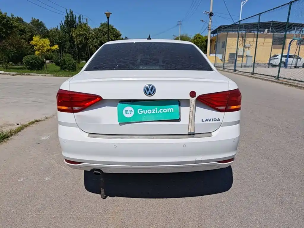 Volkswagen Lavida — миниатюра 6