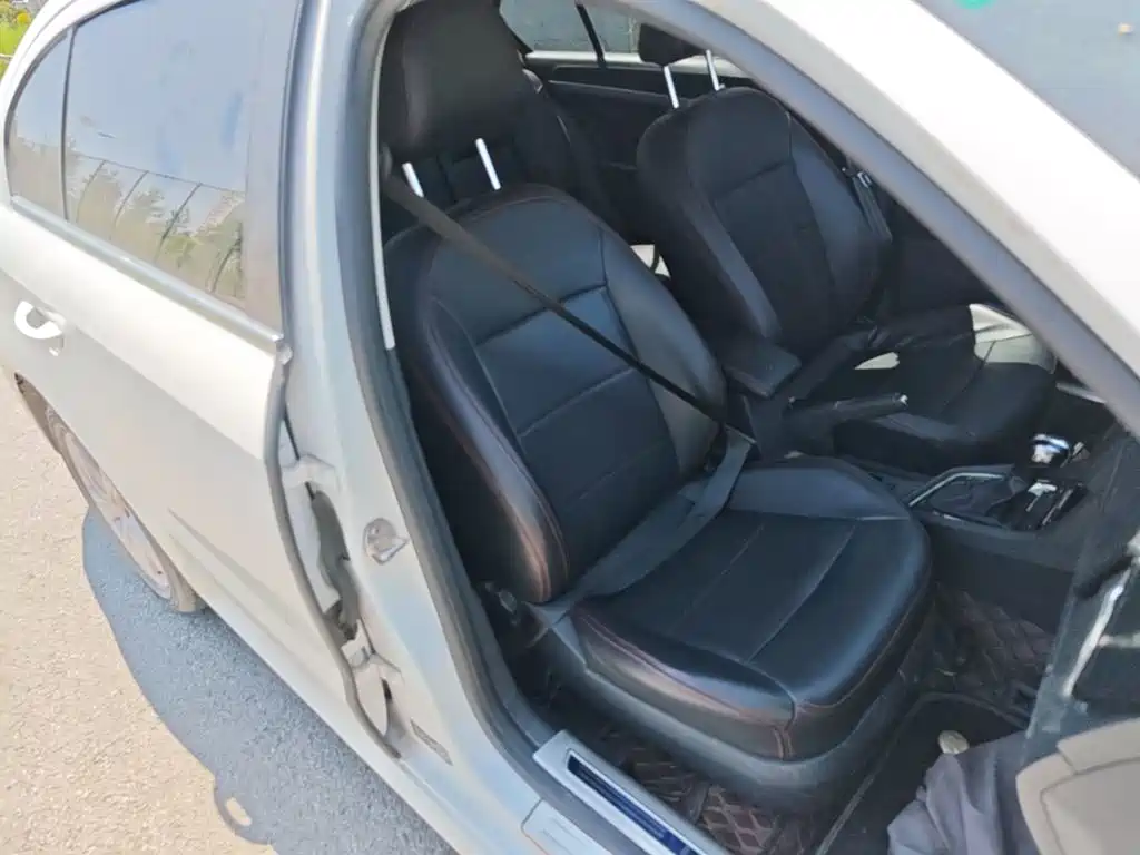 Volkswagen Lavida — миниатюра 25