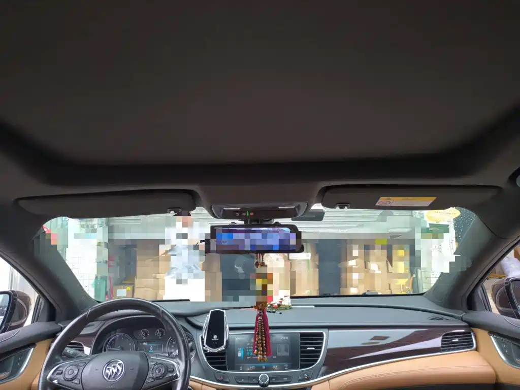 Buick LaCrosse — миниатюра 5