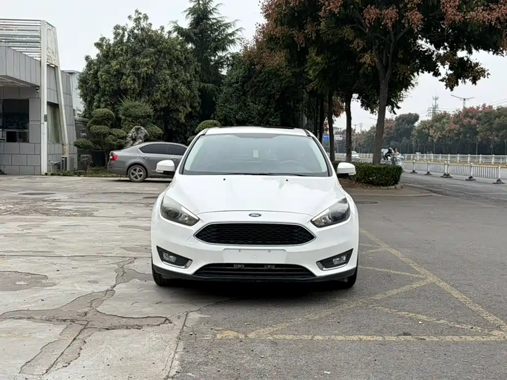 Ford Focus — миниатюра 25