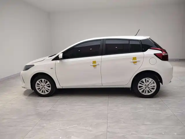 Toyota Vios FS — миниатюра 7