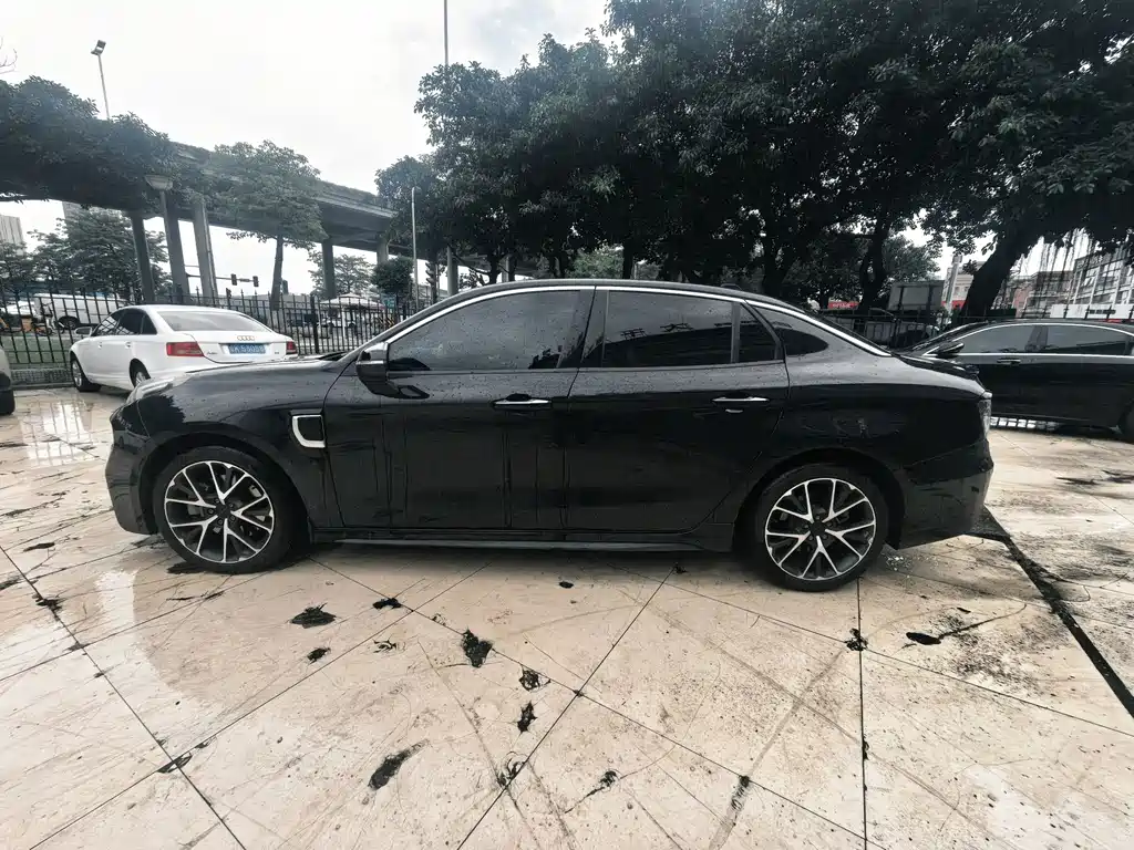 Lynk & Co 03 2020 1.5T PHEV Pro