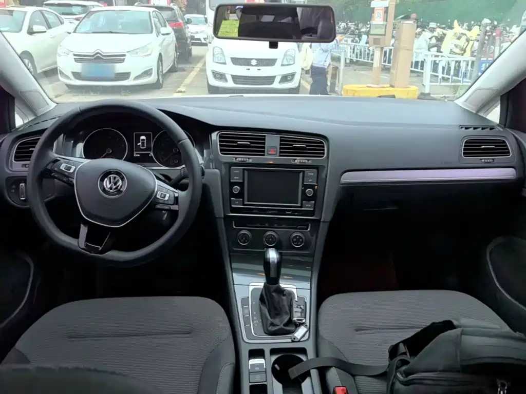 Volkswagen Golf — миниатюра 6