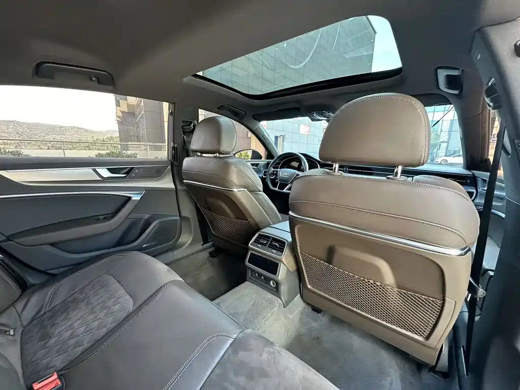 Audi A7L — миниатюра 37