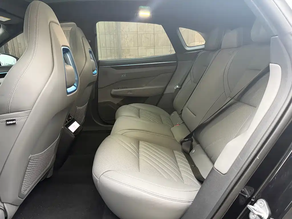 ZEEKR EXTREME KRYPTON 001