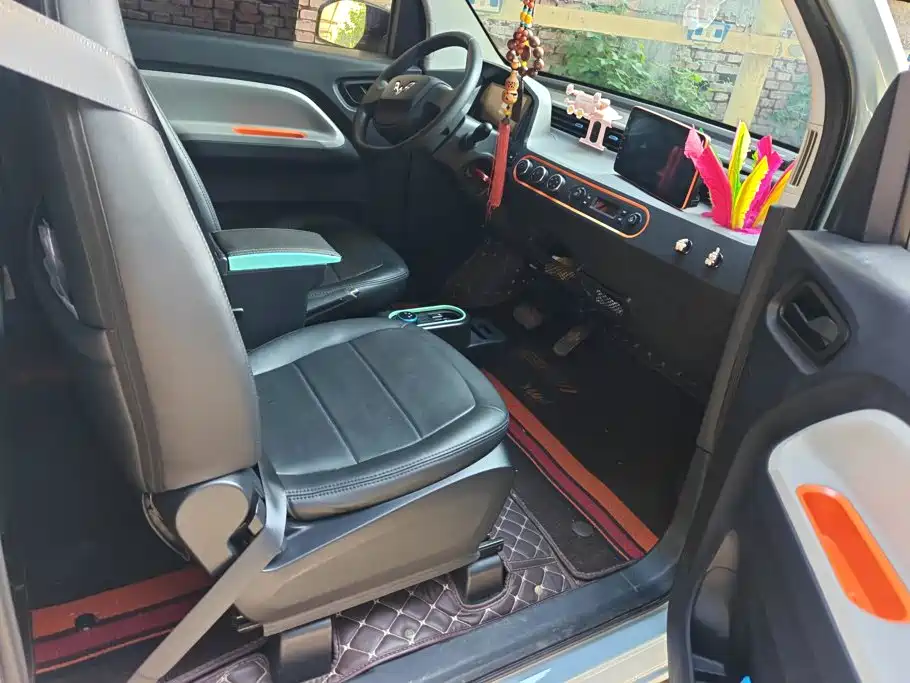 Wuling MINIEV — миниатюра 8