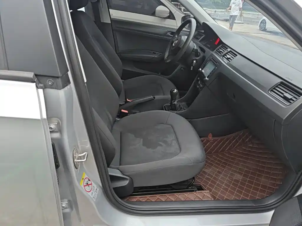 Volkswagen Santana — миниатюра 25