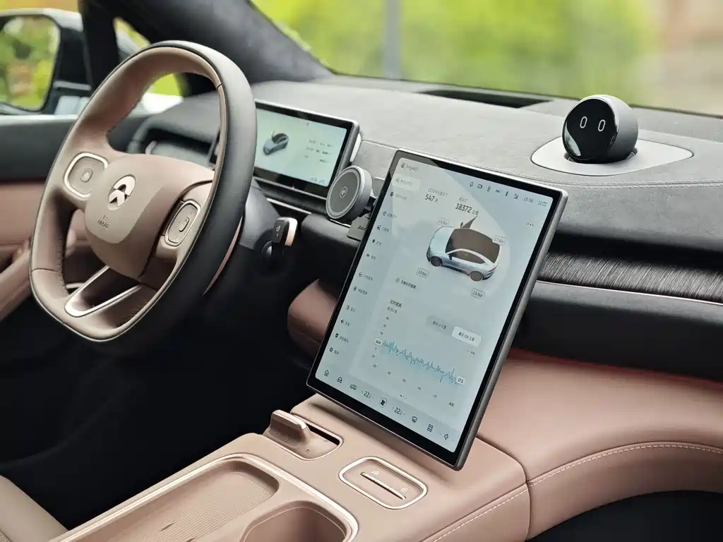NIO EC6 — миниатюра 12