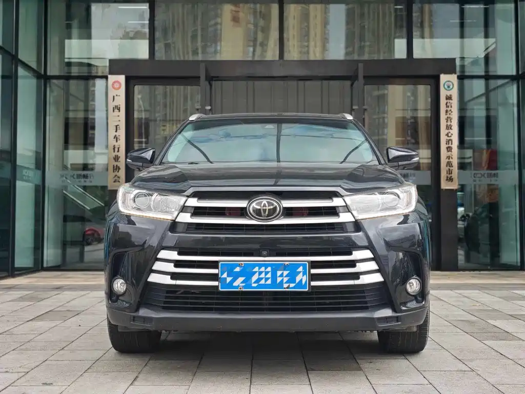 Toyota Highlander — миниатюра 2