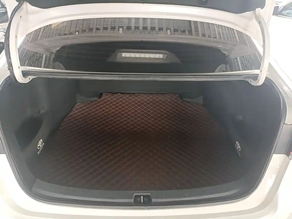 Toyota Corolla — миниатюра 19