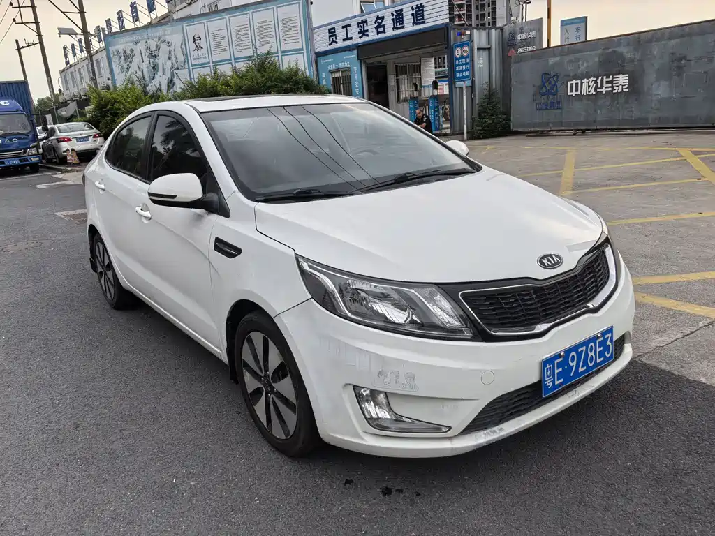 Kia K2 2012 1.6L AT Premium