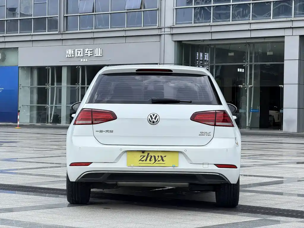 Volkswagen Golf — миниатюра 6
