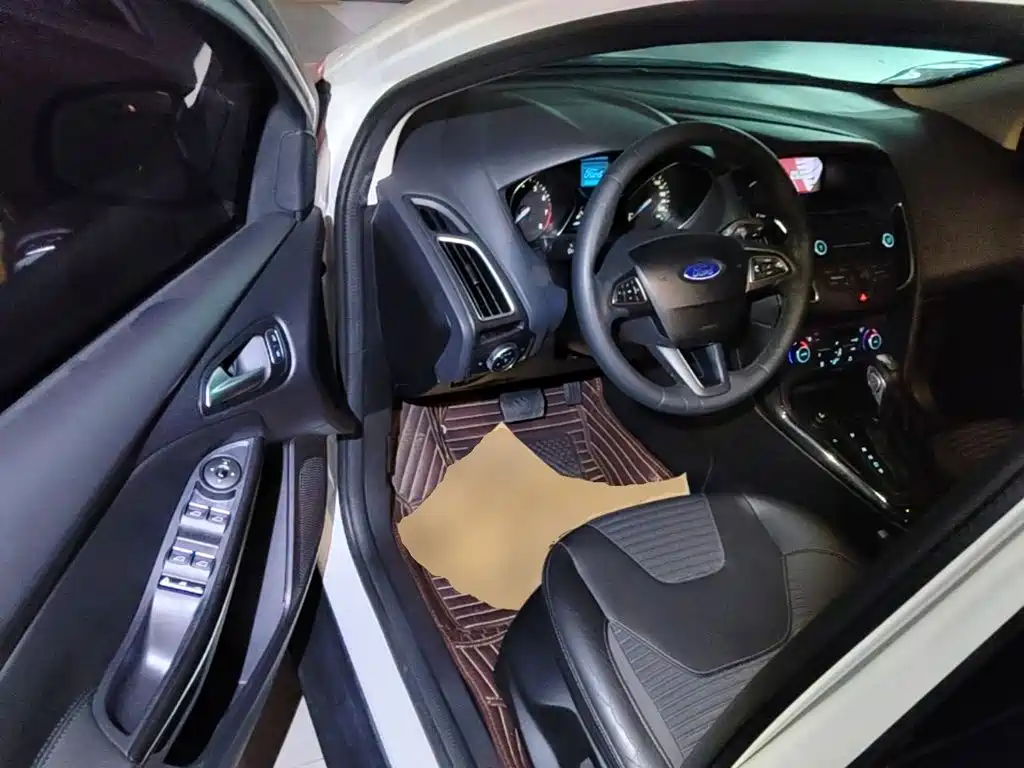 Ford Focus — миниатюра 16