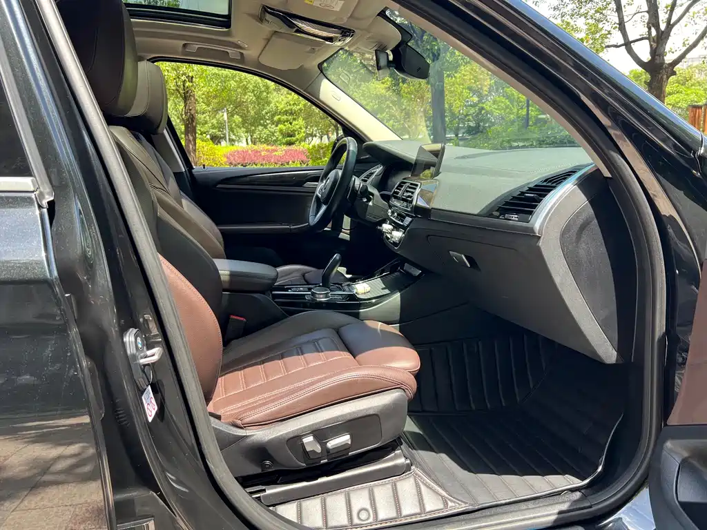 BMW X3 — миниатюра 22