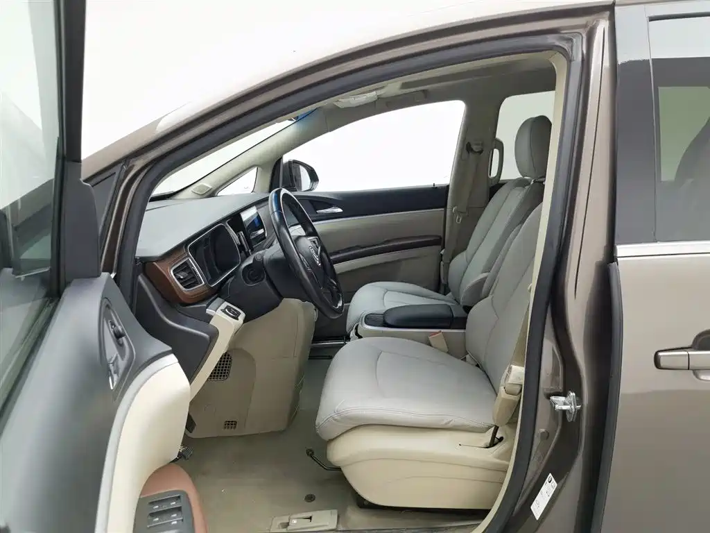Buick GL8 2017 25S Comfort V