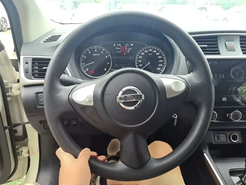 Nissan Sylphy — миниатюра 11