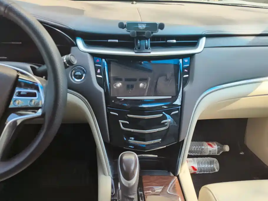 Cadillac XTS — миниатюра 13