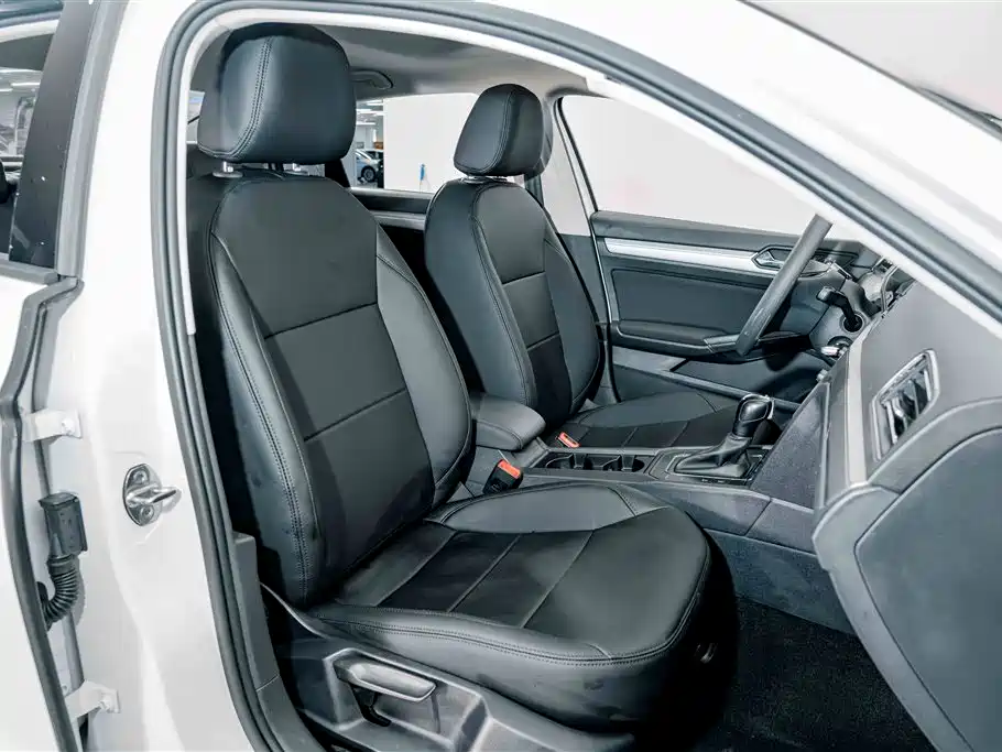 Volkswagen Lamando — миниатюра 18