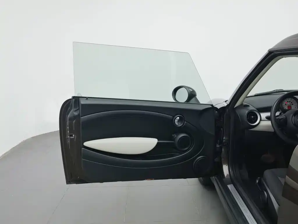 MINI Mini Clubman — миниатюра 8