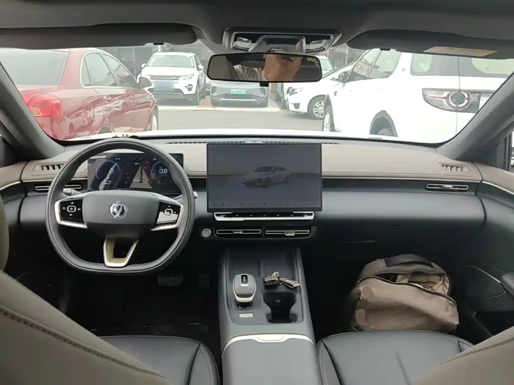 Changan Eado — миниатюра 10