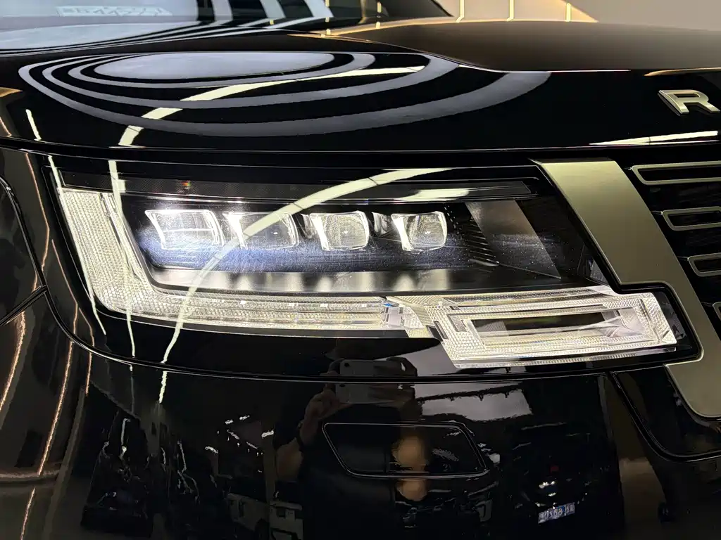 Land Rover Range Rover — миниатюра 5
